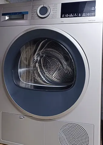 Bosch series-4 9kg Heat Pump Tumble Dryer - Good Working Condition