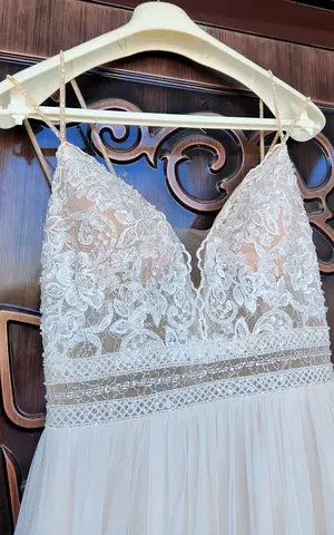wedding dress