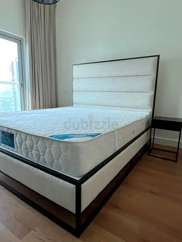 Queen bed for sale