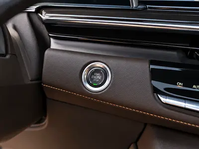 2021 Cadillac ESCALADE — миниатюра 16
