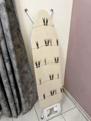 Ironing stand