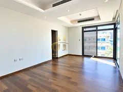 HIGH END QUALIATY | 4BHK+MAID | CLOSE TO EXIT | READY TO MOVE