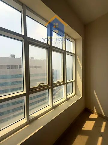 For sale: A spacious and distinctive apartment featuring 4 rooms and a living area—including two master bedrooms—along with a private parking space. T