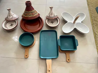 Morocan Tajine pot and crockery mat finish