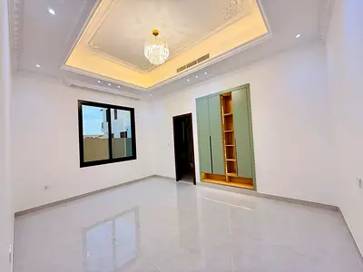 Villa for sale in Al-Aliya, with an area of 4800 sq ft, consisting of 6 rooms