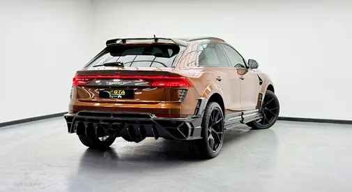 2021 AUDI RS Q8 照片 6