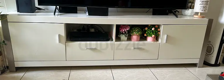 TV Trolley and centre table