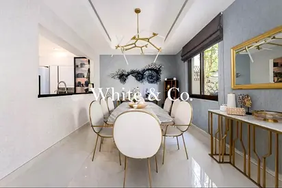 UPGRADED|SINGLE ROW |LANDSCAPED GARDEN