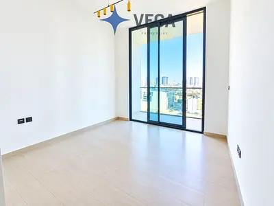4 Cheques | Balcony | Prime Location | Skyline View