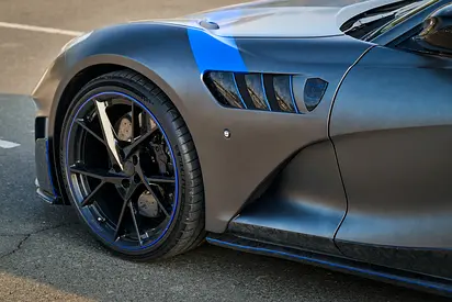 2019 Ferrari 812 SUPERFAST photo 9