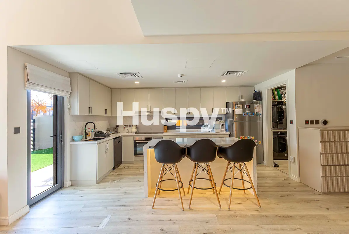 Upgraded | Landscaped | Single Row