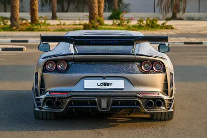 2019 Ferrari 812 SUPERFAST photo 4