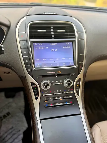 2020 Lincoln NAUTILUS — миниатюра 14