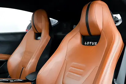 صورة 10 لـ 2023 Lotus EMIRA