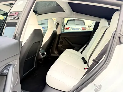 2022 Tesla MODEL 3 照片 9