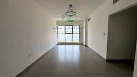 2-Bedroom Apartment for Rent, Second Tenant, Open Garden and Sea Views from All Rooms, 3 Bathrooms a