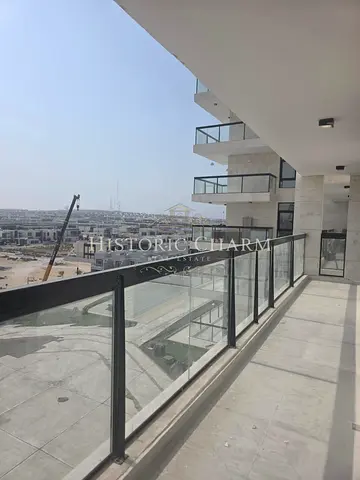 شقة مشرقة بغرفتي نوم | Equiti Home A | شرفة مطلة على المدينة | وحدة غير مفروشة