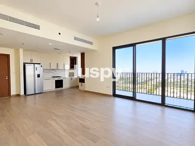 Corner Unit | Brand New | Community View