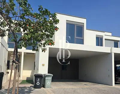 Landscaped Garden | 3 Bed + Maid | Maple 3