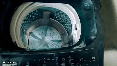 Almost new Hisense 8kg washing machine