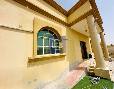 Big size Mulhaql 3 Master Bedrooms l Hall l kitchen l Maid Room l private yard l Private Entrance l