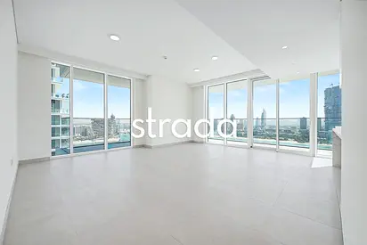 High floor | Large layout | Full marina view
