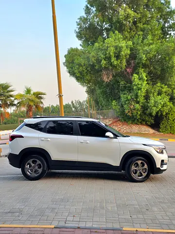صورة 9 لـ 2023 KIA SELTOS