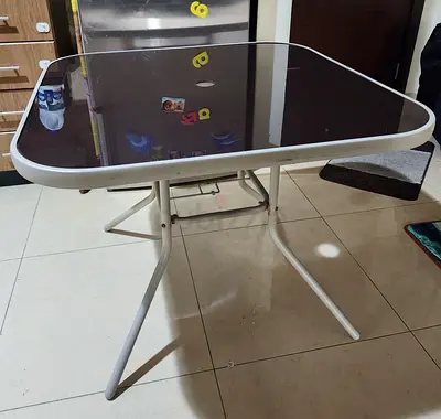 Glass Top Dining Table with White Metal Frame 90cmx90cm umbrella support