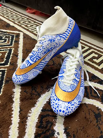 Football Boots, SIZE:45 ( brand new for sale )