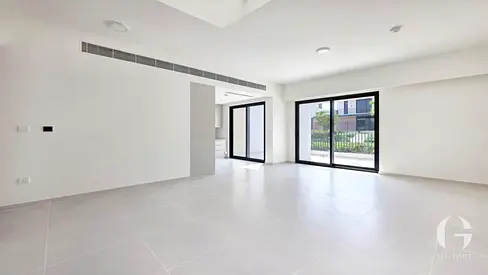 Brand New | Single Row | Private Garden | Spacious