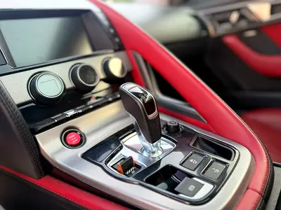 صورة 3 لـ 2016 Jaguar F-TYPE
