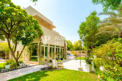 Opposite Pool | VOT | Renovation Opportunity