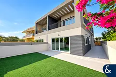 Custom Built | Park Backing | Modern Finish