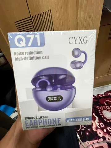 Brand new Q71 Wireless Bluetooth Earbuds with Charging Case (sealed)