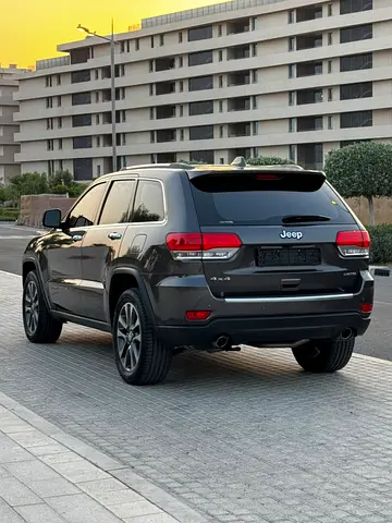 صورة 7 لـ 2018 JEEP CHEROKEE
