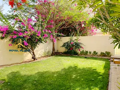 WELL MAINTAIN |MULTIPLE OPTION | VACANT | QUITE 4M