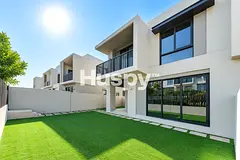 End Unit | Single Row | Next To the Pool
