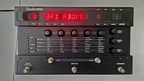DigiTech Vocalist Live 5 Vocal Harmony & Multi-Effects Processor