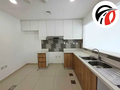 Single Row 3Bed+Maid Room Villa | Closed To Amenities | Pet Allowed