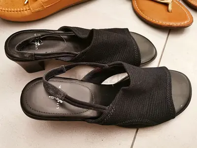 Sandles black size 38