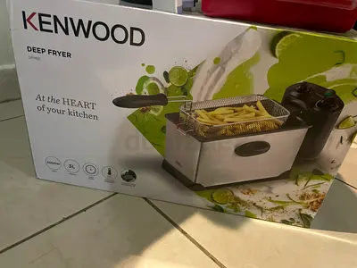 Kenwood Deep Fryer 3L (DM560) - Stainless Steel, Used once