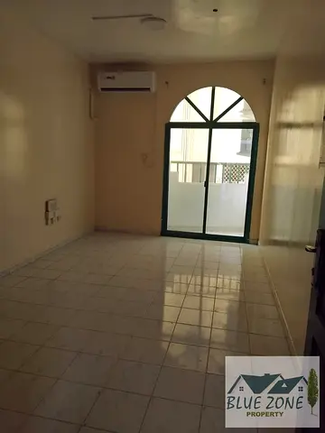 1bhk available only for family with balcony family building in butina