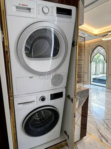 Bosch Latest Model Separate Washer & Dryer Set – 9kg Washing Machine & Dryer