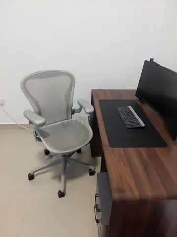 Latest Remastered Version Herman Miller Aeron Chair Fully Adjustable Mineral Size B