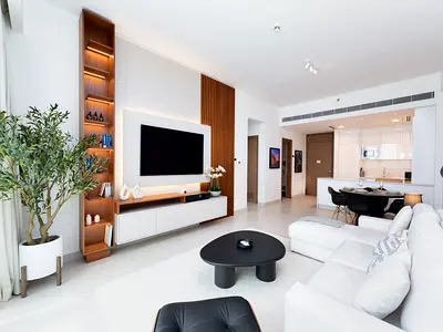 Maison Privee - Bright & Modern Retreat along the Dubai Canal