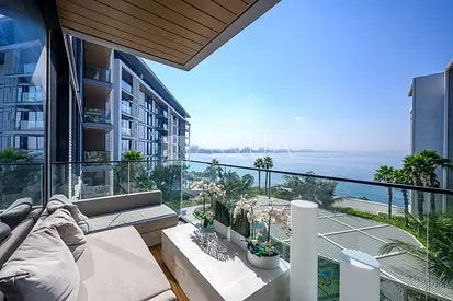 Pristine Sea View | Deluxe Furnishing