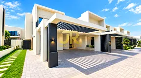 Golf Course Community | 4BR Villa | Garden & Pool Access