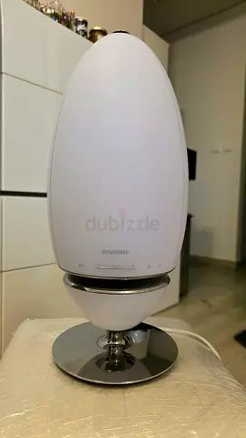 Samsung Wireless Egg-shaped Speaker - Excellent Condition