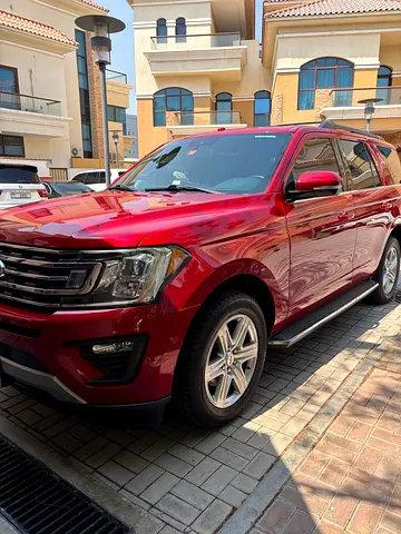 2021 Ford Expedition XLT GCC Specs Clean Condition
