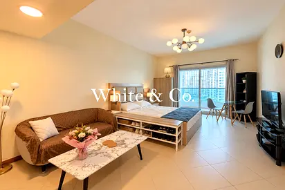 Full Furnished | Near Metro | Chiller Free